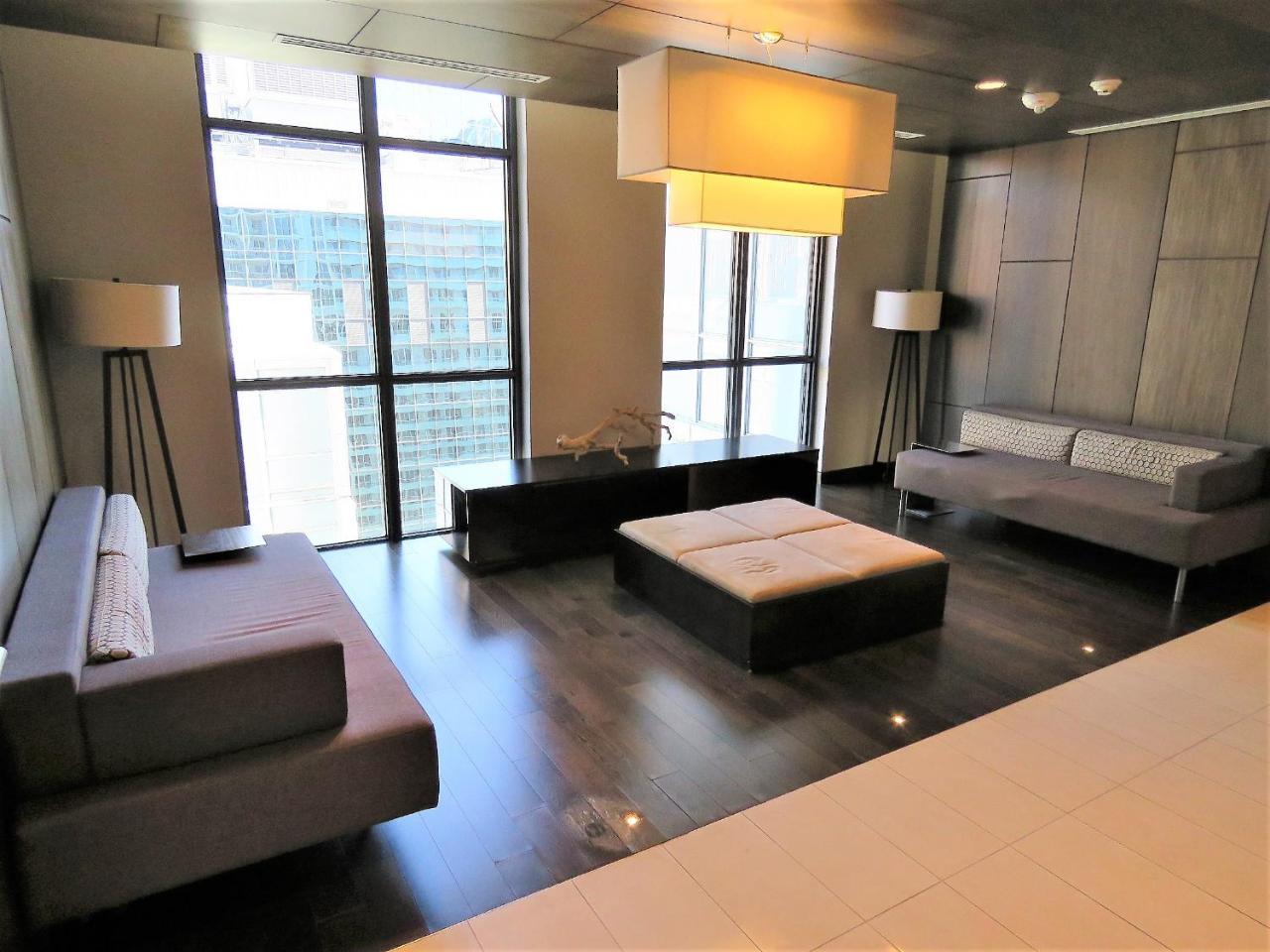 Appartement Upscale At Cn Tower, Metro Convention & Rogers Centre *